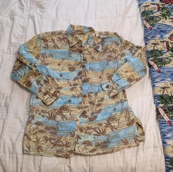 LIZ Claiborne 100% cotton button down top size Medium - Picture 1 of 7